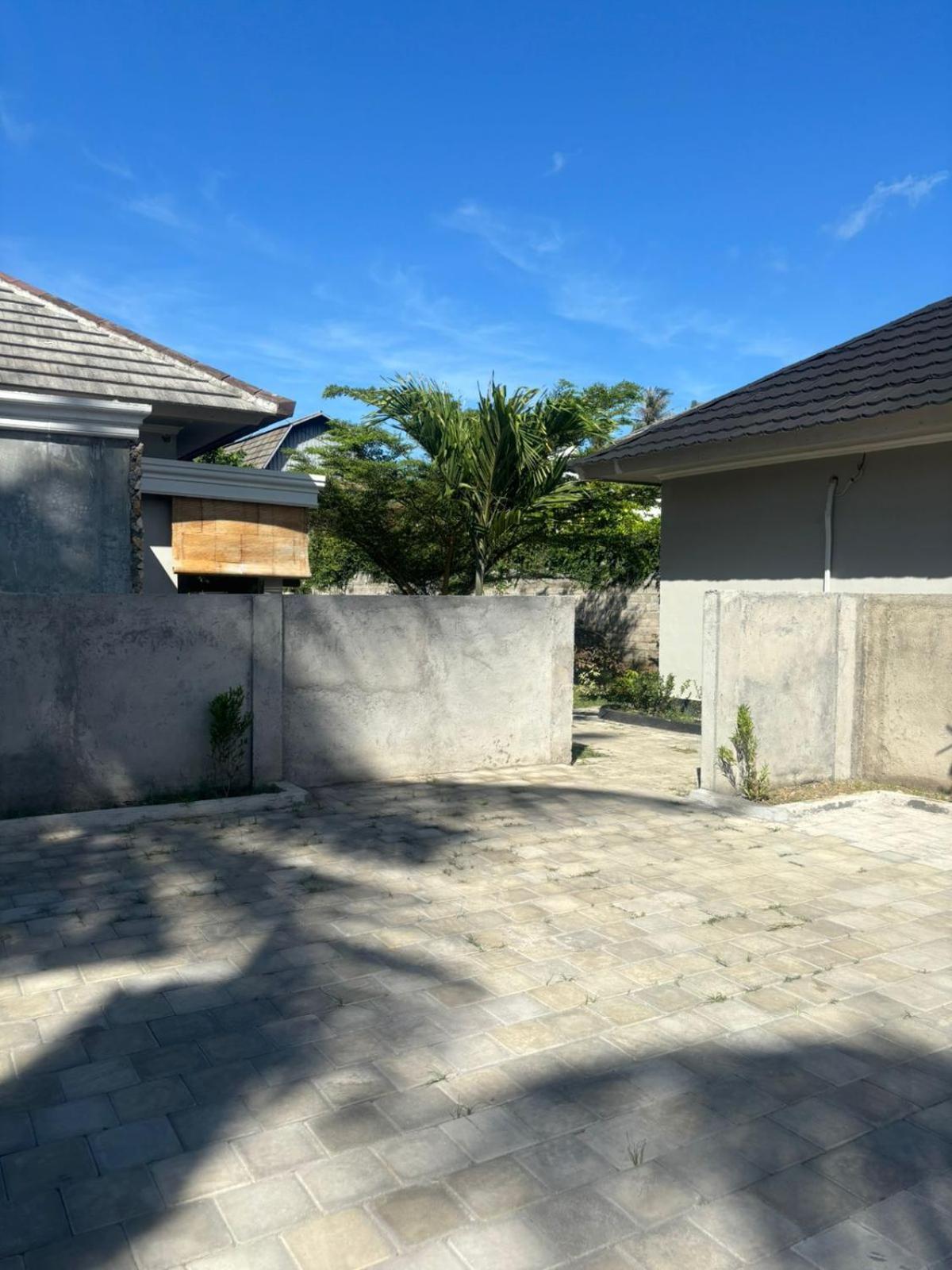 Appartement Qwank Kuta  Extérieur photo